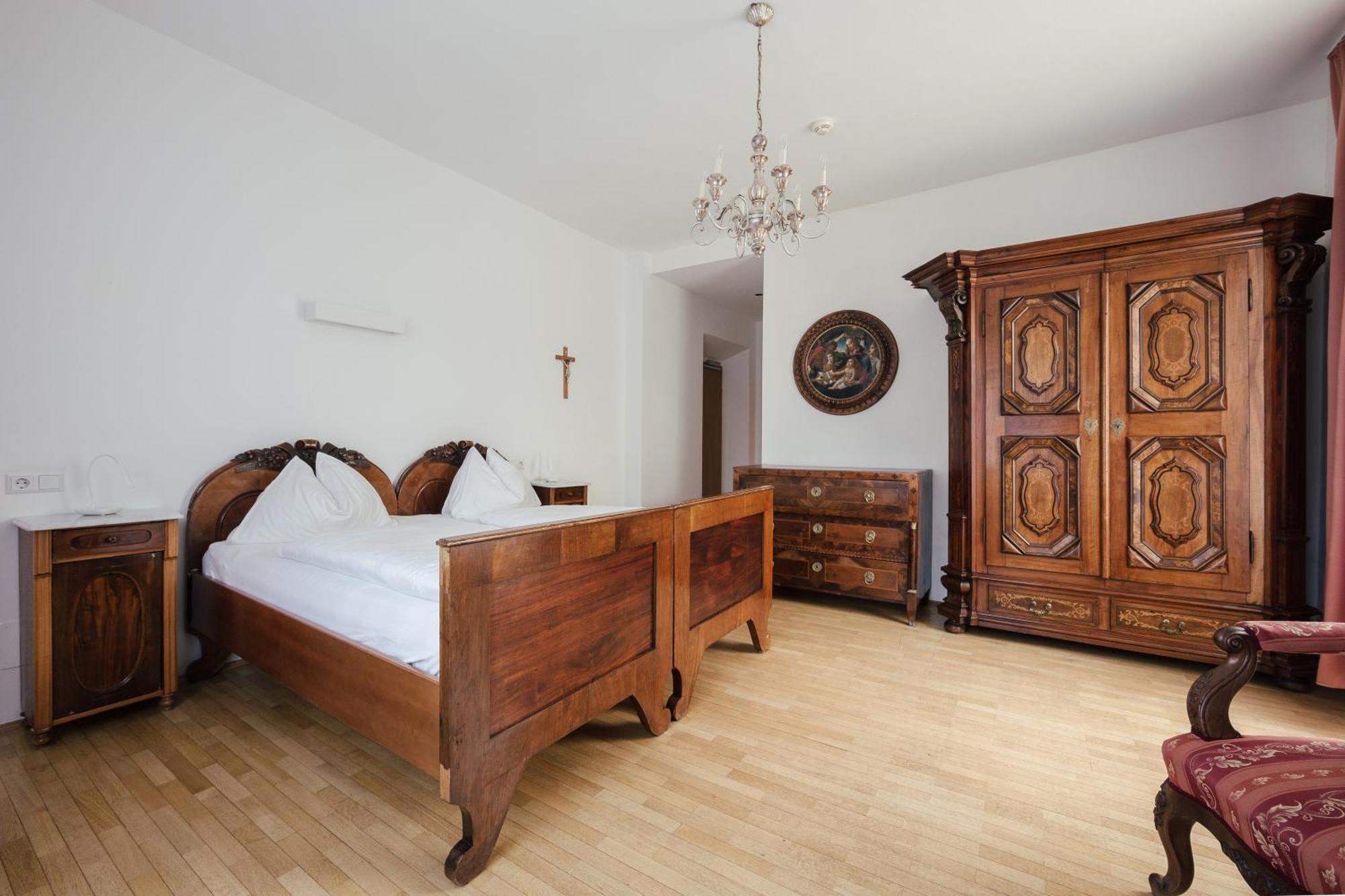 Gaestehaus Salvatorianerinnen Merano Esterno foto