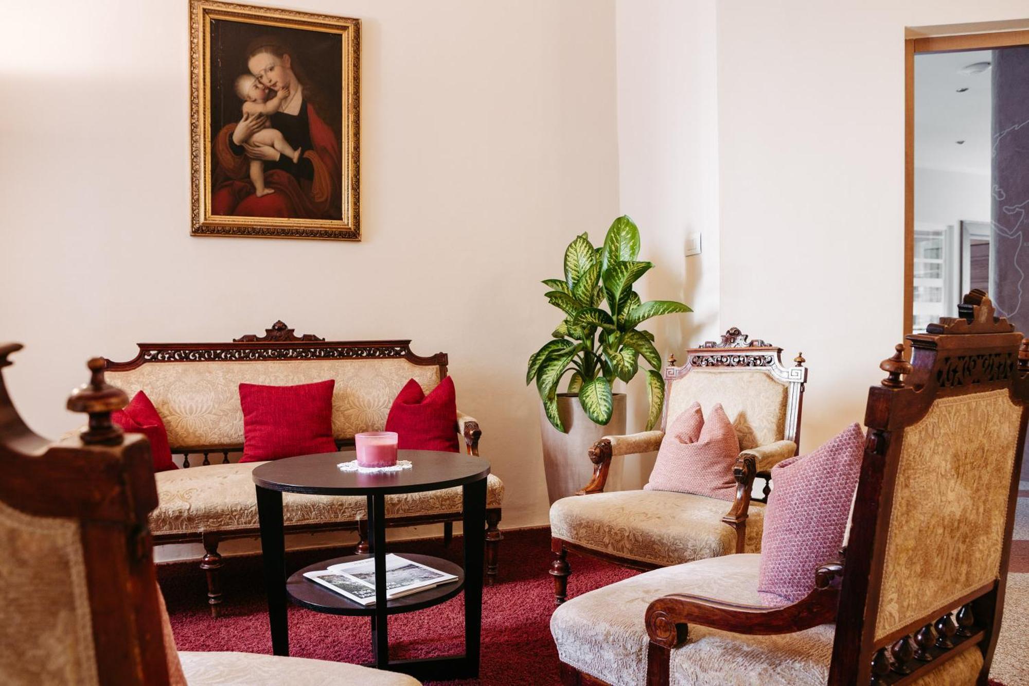 Gaestehaus Salvatorianerinnen Merano Esterno foto