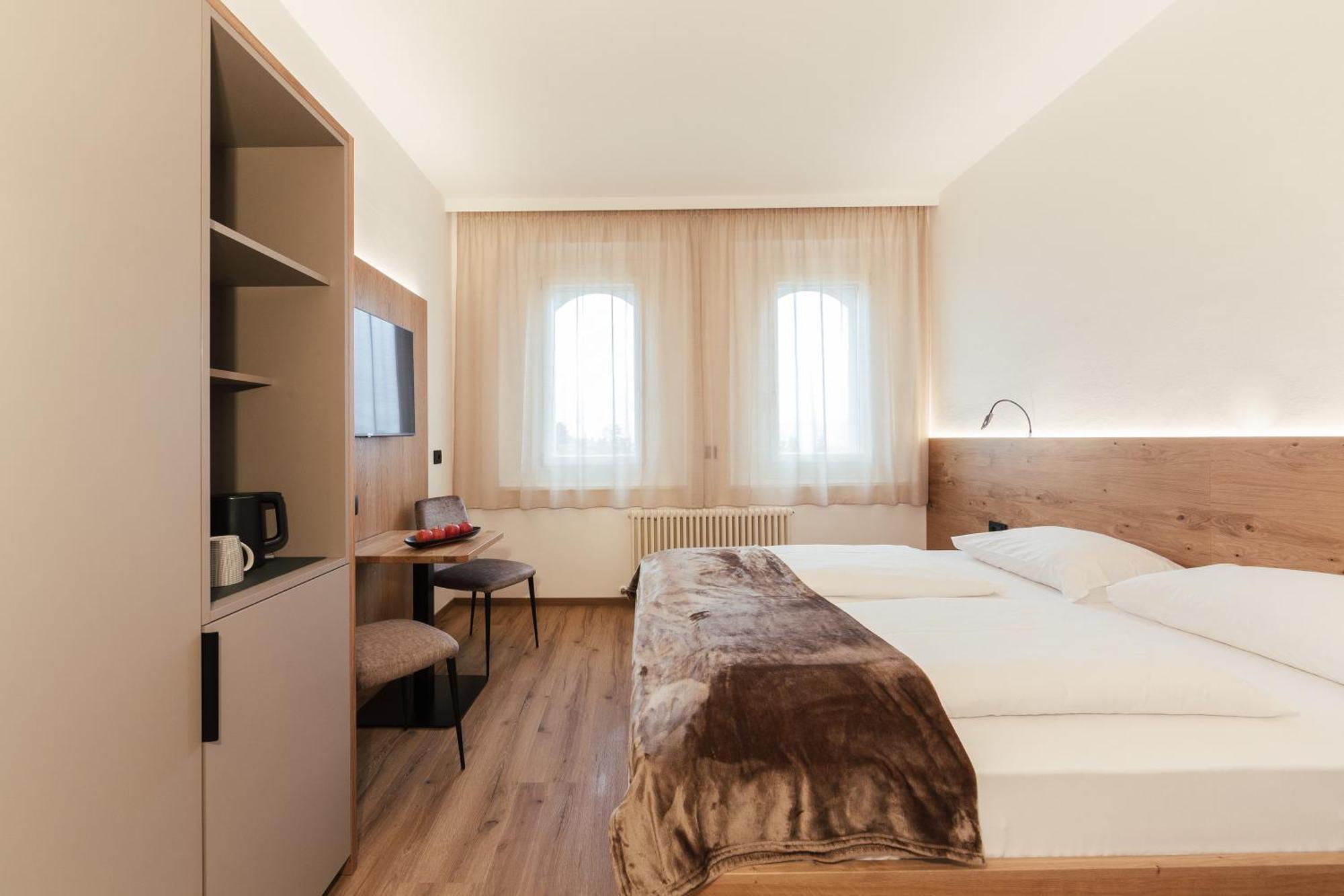 Gaestehaus Salvatorianerinnen Merano Esterno foto