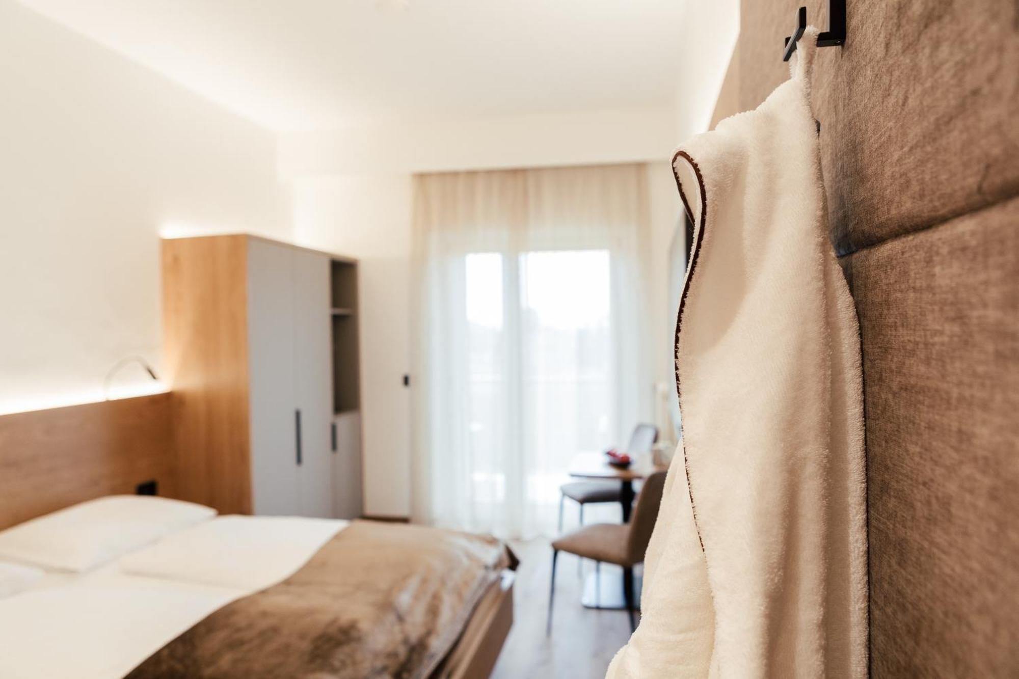 Gaestehaus Salvatorianerinnen Merano Esterno foto